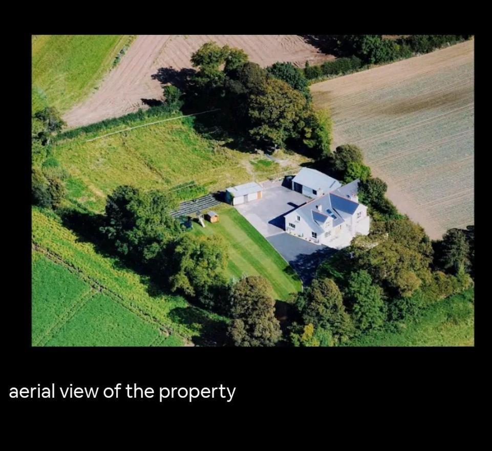 Scrabo View - King Bedroom With Private Bathroom Homestay *
